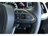 【レーダークルーズコントロール】アクセルペダルを踏まなくても、車間制御モードでは、先行車の車速変化に合わせた追従走行を行い、自動的に加速・減速・停止をします。