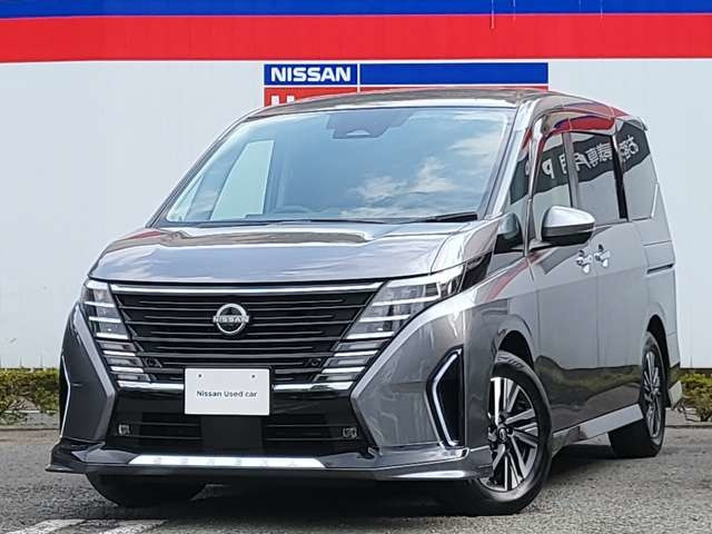 セレナ 1.4 e-POWER ハイウェイスターV 