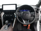 運転席廻りです。
