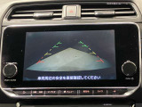 【バックモニター】駐車するとき、後ろのスペースがどれくらいあるかわからず、うまく停められない・・なんてことを防ぐ、バックカメラを装備。