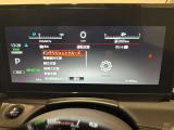 メーター内のディスプレイには運転をサポートするさまざまな情報を表示