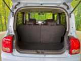 普段のお買い物や通勤、送迎等に十分な荷室スペースを確保しております。セカンドシートを倒すと、大きな荷物の積載も可能です♪