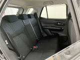 ゆとりある広々とした車内空間は、ドライブを始め買い物やレジャーなど、幅広く活躍します。一人でもみんなとでもお出かけを楽しみましょう!