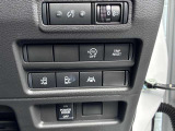 運転席右側に各種スイッチがあります!