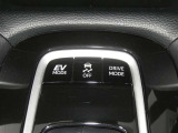 【充電用USB端子】デバイスの充電に便利です。※実際の接続端子は写真で確認or店舗までご気軽にお問合せください♪