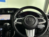 使いやすく運転しやすいレイアウトの運転席周り。