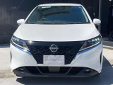 ハイビームアシスト装備。前方検知カメラで先行車や対向車のライト等を検知すると、ハイビームで走行していても自動でロービームに切り替わるので、ハイビーム走行頻度を高め、安全運転をサポート致します。