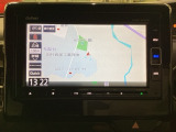 ナビゲーションはフルセグTV、インターナビ対応のGathers純正メモリーナビを搭載しています。Bluetoothオーディオ機能がありますので、スマートフォンなどの音楽も再生できます。