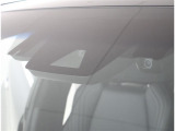 TOYOTA SAFETY SENSEは道路状況、車両状態、天候状態及びドライバーの操作状況などによっては、作動しない場所があります。あくまで運転補助機能です。