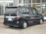 セレナ 2.0 ハイウェイスターV 4WD 