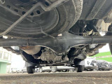 下回りの状態です。錆が少ない車です。