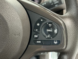 【アダプティブ・クルーズ・コントロール】予め設定した車速内でクルマが自動的に加減速。 前走車との適切な車間距離を維持しながら追従走行し、高速道路でのドライバーの疲労を軽減してくれる嬉しい機能付♪