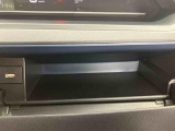 3.「認定中古車カルテ」は、走行距離や修復歴に加えてキズ・凹みの有無・状態や消耗品の交換、過去の整備状況がわかります。