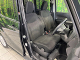 運転席シート廻りは使用感も少なく、良好な状態となっています。丁寧に使われていたことがよくわかりますね。