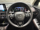 右側のステアリングスイッチはHondaセンシング系のスイッチ他にセレクターホイールを装備。スピードメーター内・マルチインフォメーション・ディスプレーの各表示が確認できます。