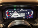 見やすいメーター周り!!カラーディスプレイには運転をサポートするさまざまな情報が表示されます(^^♪