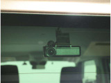 リヤ用ドライブレコーダー装備!これがあれば、相手方が危険運転をしてきた場合などでも客観的に証明でき、事故や事件の直接的な証拠の確保にも生り得ます。