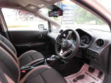 【こだわりの品質】新車にも負けないくらい満足していただけるお車を提供するということが弊社のこだわりでありモットーです。たかが中古車ではなく、されど中古車を実感していただきたいです。