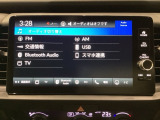多機能と操作のしやすさを両立した、Honda CONNECT対応のナビディスプレーです。ETC2.0車載器もナビゲーション連動し、スマートフォン用Bluetoothユニット付きです。