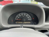 シンプルで見やすいスピードメーターですよ!安全運転で行きましょうね^^