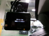 『ドライブレコーダー』動画を残すことで万が一の事態に遭遇した時の必須アイテムです。急ブレーキ・急ハンドルが起こった際、自動で記録が上書きされずに保存され、後でPC等で確認出来ます。