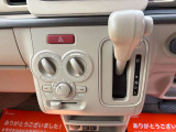 メンテナンスしてある記録簿付きの車両です。(取り扱い説明書&メンテナンスノート)新車購入時からの点検内容が記入してあります!おクルマに関してどんな細かい事でも気になる事があればお気軽にお電話ください!