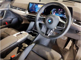 ☆センターパネルを運転席側に僅かに傾けたBMW独特のインパネ☆【駆け抜ける歓び】はここからもスタートしております☆