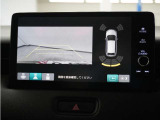 バックカメラ搭載です!車庫入れが苦手な人はもちろん、車両感覚に自信がある人にもお勧めです!見えない箇所が見えるようになるので、低い障害物や隠れてしまっている子供の存在等にも気付く事が出来ます。