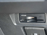 ビルトイン型ETC2.0ユニット装備で高速道路等利用時 便利です。
