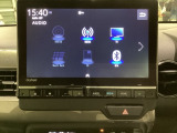 ナビゲーションはフルセグTV、インターナビ対応のGathers純正メモリーナビを搭載しています。Bluetoothオーディオ機能がありますので、スマートフォンなどの音楽も再生できます。