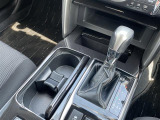 店舗にて現車の確認もいただけますので、お電話で在庫のご確認の上是非ご来店くださいませ。