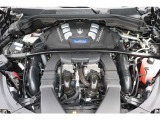 Ⅴ型6気筒 3,000cc ネットゥーノエンジン560HP(カタログ値)