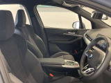 点検整備時に交換が必要な項目(BMW認定指定交換指定部品など)に関しましては、すべて新品の純正部品を使用させていただきます。※点検項目にはBMWコンピューター診断も含まれます。