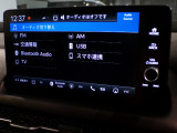 Bluetooth、AM、FM、スマートフォン接続ができます。