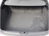 Audi正規ディーラーが高品質をお約束。高度な訓練・教育を受けたAudi専任メカニックが、100項目にもおよぶ精密な点検を実施いたします。すべてをクリアしたAudi車だけが、あなたのお手元に届けられるのです。
