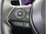 ステアリングスイッチ付き。前方から目を離すことなく操作することが可能です。