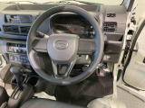 納車前にはプロのメカニックが点検、整備を行いますので安心してお乗り頂けます!!