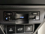ETC2.0ユニットが搭載。従来のETCに加えて渋滞回避支援や安全運転支援などの情報サービスも提供。より安全で快適な道路利用をサポート。