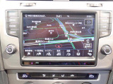 Volkswagen純正インフォテイメントシステムDiscoverPro、8インチスクリーンナビゲーション装着!