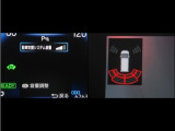 コーナーセンサーを装備。障害物までの距離に応じて警告音を変えてお知らせ。縦列駐車時や駐車場・車庫等での取り回しをサポートします。詳細は販売店スタッフまでお尋ね下さい。
