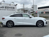 【Audi認定中古車】Audi専任の研修を受け熟練したメカニックが大切にご納車整備をさせて頂きます。お客様にご満足・ご納得し、お乗り頂く為にFor Nextグループの追及は日々続きます。
