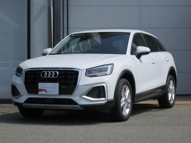 Q2 35 TFSI アドバンスド 