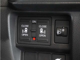 ◆両側電動スライドドア◆狭い駐車場でも乗り降りが楽々♪お子様が隣の車にドアを当ててしまう心配もございません!小さなお子様連れの方もこれで安心。