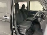 快適な姿勢で運転できるよう、ドライバーの体格に合わせて、シートを最適なポジションに調整できます。