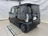 走りにこだわりながら収納力も持ち合わせたお車です。