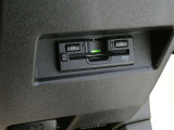 アンテナ分離型ETCです ETC本体は目立つところに設置していないのでデザイン的にも安全性も高いです 高速道路をご利用される方は必需品ですよ