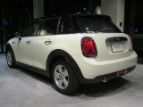 MINI NEXT一宮へのアクセスは、東海北陸自動車道(一宮西IC)を降りて5分ほどと、便利です。在庫確認、道案内など、MINI NEXT一宮へのお問い合わせは TEL 0078-6002-369993(無料)まで!!