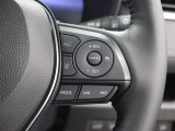 レーダークルーズコントロール作動時に車線維持に必要な運転操作の支援を行う「レーントレーシングアシスト(LTA)」を搭載しています。