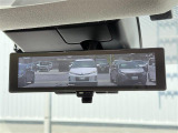 【デジタルインナーミラー】車両後方カメラの映像をミラーに映すことが出来ます。 そのため、後席に人や荷物があって後方が見えづらい場合でもしっかり視界を確保することが出来ます。