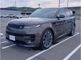 ジャガー・ランドローバーの認定中古車は、165項目にもおよぶ点検整備を実施しております。専任のメカニックの入念な点検作業により徹底した品質の提供をお約束いたします。
